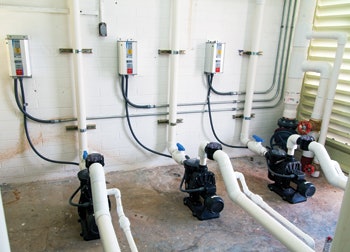Lorentz pumps@Hawaiian Shores solar powered commercial pool