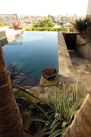 photo of vanishing edge pool
