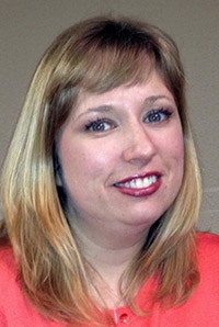 photo of Lori Wyatt