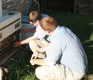 photo of Gohlke pools service department