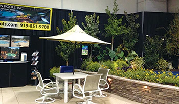 photo of a pool display at a home show