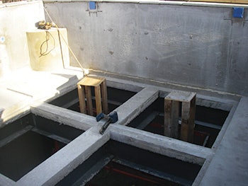 photo of glass bottom pool