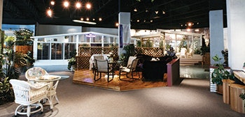 photo of a pool enclosure showroom