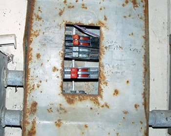 photo of an unsafe breaker panel