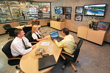 photo of a pool enclosure showroom