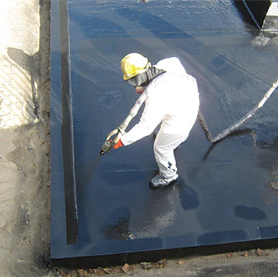 Gelcoat application over structural polyurea on the Casino basin.