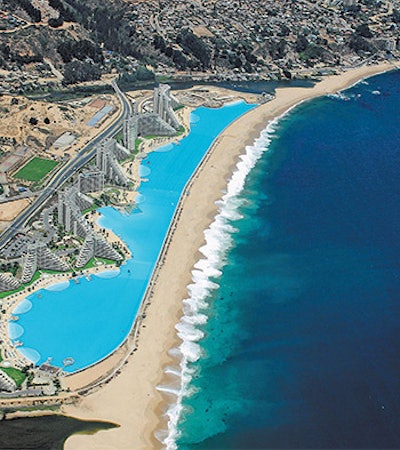 biggest swimming pool in the world
