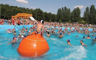 Aq1116 Wf Piscinas De Olas Municipales Del Polideportivo Feat