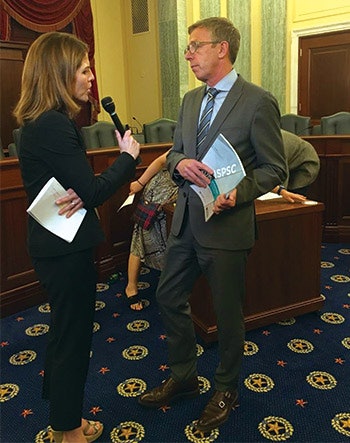 APSP President and CEO Rich Gottwald discusses the future of VGB with an ABC news correspondent at the VGB hearing.