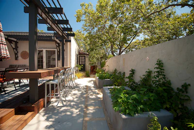 Side Yard6