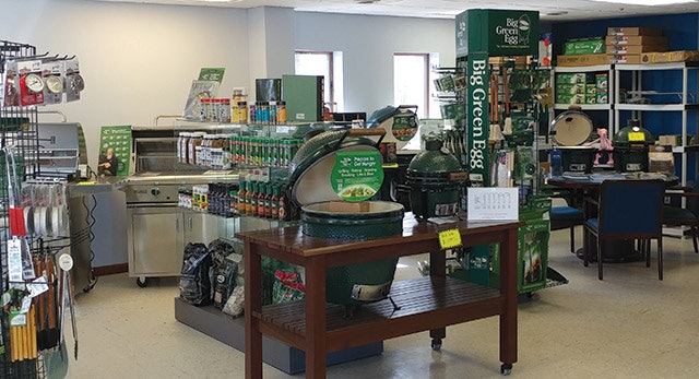 Big green egg clearance hq