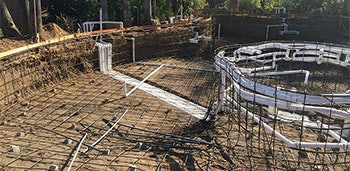 These photos depict the proper way to plumb a spa, or other curvy layout. Using flex tubing, a common shortcut to this kind of careful installation, should be avoided when encased in concrete.