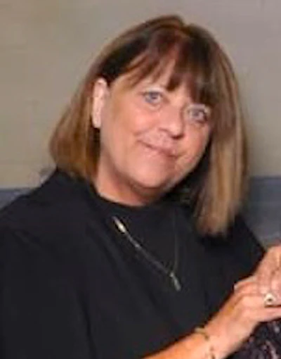 Paula Nezat1