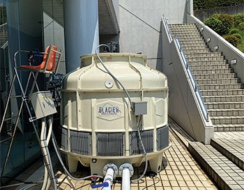 5 H 921 Aq Glacier Pool Coolers Sm