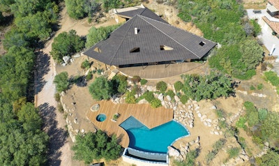 Category: FREEFORM By: Diffazur Piscines, Saint-Laurent-Du-Var, Alpes-Maritimes