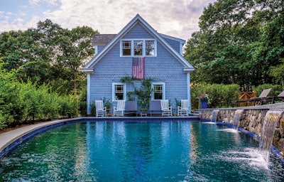 Category: FREEFORM By: Easton Pool & Spa, Easton, Mass.