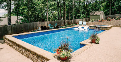 Category: VINYL-LINED POOLS By: J&M Pool Company, Senoia, Ga.