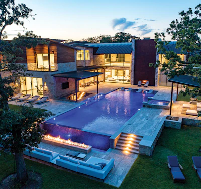 Category: Traditional By: Claffey Pools, Southlake, Texas