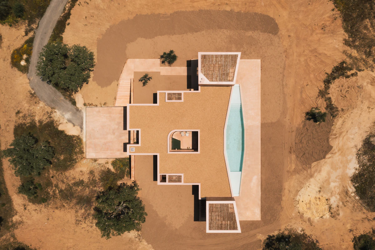 A Pool House In Portugal | AQUA Magazine