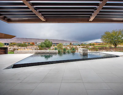 Category: Geometric By: Ozzie Kraft Enterprises, Las Vegas, Nev.