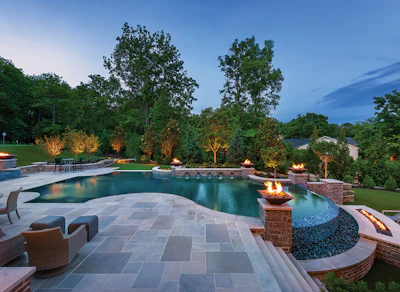 Category: Pools With a Vanishing Edge By: J. Brownlee Design, Franklin, Tenn.