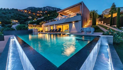 Category: GEOMETRIC By: Diffazur Piscines, Saint-Laurent-Du-Var, Alpes-Maritimes