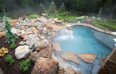 Category: FREEFORM By: Elite Luxury Pool & Landscaping, Omaha, Neb.