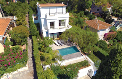 Category: ELEVATED POOL AND/OR SPA STRUCTURE By: Diffazur Piscines, Saint-Laurent-Du-Var, Alpes-Maritimes
