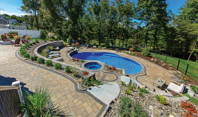Category: VINYL-LINED POOLS By: Concord Pools & Spas, Latham, N.Y.