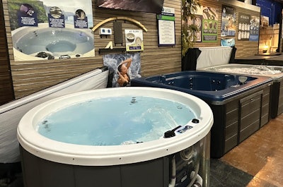 B and q bathroom spotlights 2025