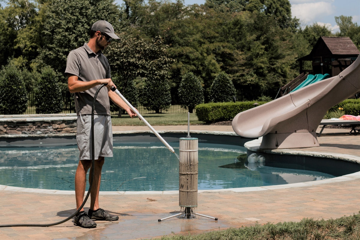 Cyclone Filter Cleaner | AQUA Magazine