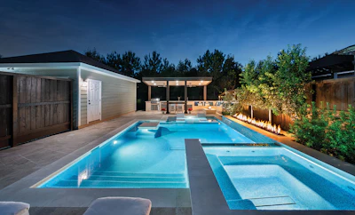Category: Geometric | By: Backyard Paradise Luxury Pools, Montgomery, Texas