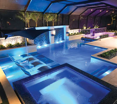 Category: SPAS BUILT IN CONJUNCTION WITH SWIMMING POOLS | By: Ryan Hughes Design Build, Palm Harbor, Fla.