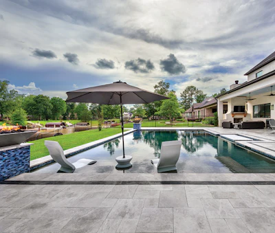 Category: Traditional | By: BACKYARD PARADISE LUXURY POOLS, Montgomery, Texas