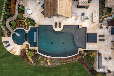 Category: TECHNICAL/ENGINEERING ACHIEVEMENT | By: High-Tech Pools, North Olmsted, Ohio