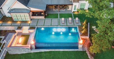 Category: POOLS WITH A VANISHING EDGE | By: T2 Outdoors, Lewisville, Texas