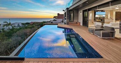 Category: POOLS WITH A VANISHING EDGE | By: La Jolla Pools, San Diego, Calif.
