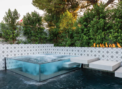 Category: Geometric | By Liquid Evolution Pools, Scottsdale, Ariz.
