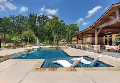Category: Geometric | By Pulliam Pools, Fort Worth, Texas