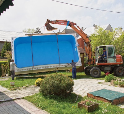 Incluso las miniexcavadoras móviles de ruedas utilizan motores diésel porque son eficientes, producen más torque y tienen una vida útil más larga.
