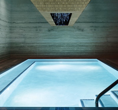 2 J 424 Aq Saltpool2 Lg