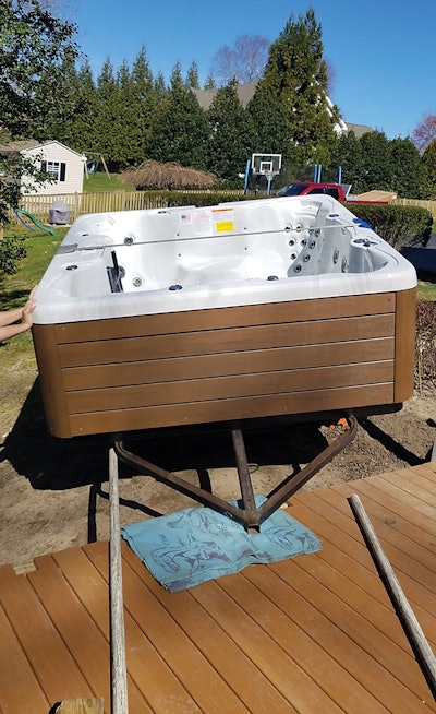 1 N 924 Aq F2 Spa Delivery2 Lg2