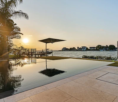 Category: Geometric | By Ryan Hughes Design, Tampa, Fla.