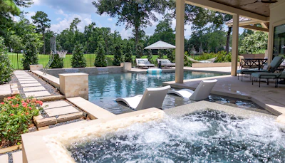 Category: Geometric | By Backyard Paradise Luxury Pools, Montgomery, Texas