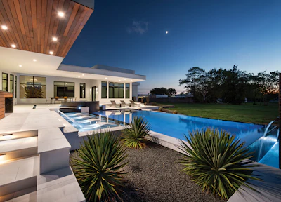 Category: Pools With a Vanishing Edge | By Tipton Spires Design | Build, Houston, Texas