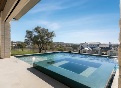 Category: Traditional | By Cascade Custom Pools, Austin, Texas