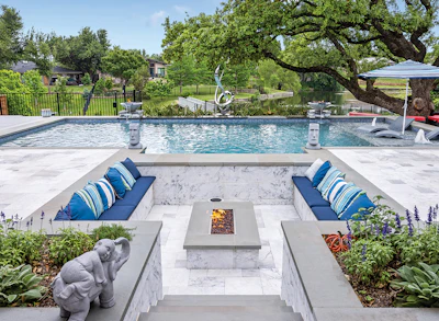 Category: Geometric | By Riverbend Sandler Pools, Plano, Texas
