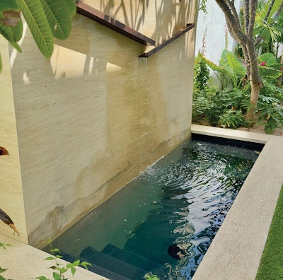 6 B 1124 Aq F6 Vision Pools 6 Lg