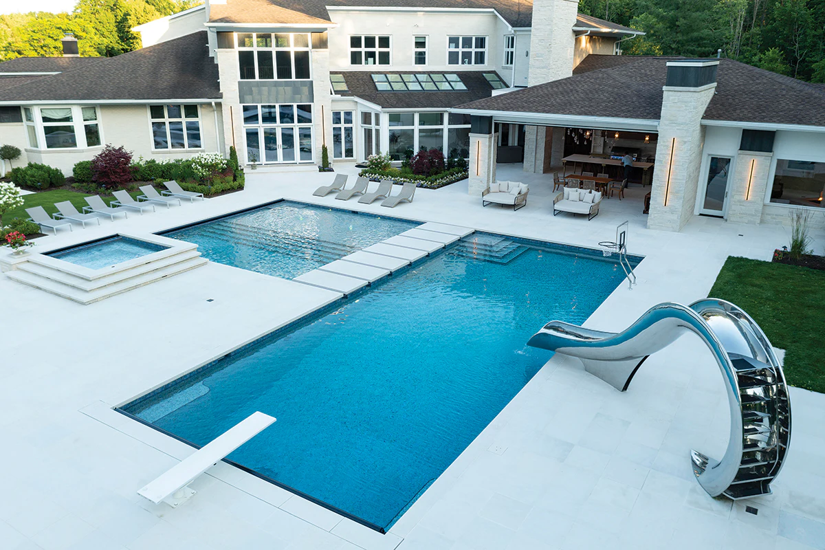 Automatic Pool Covers and Aesthetics | AQUA Magazine
