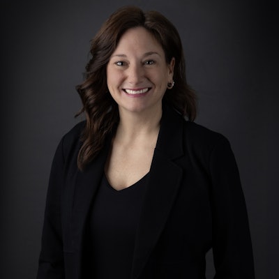 Michelle Hendricks Director Of Marketing Deckora